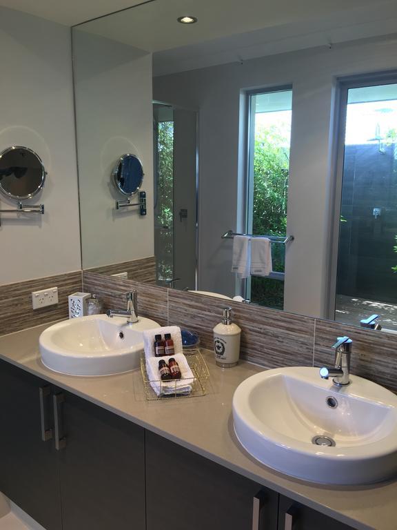 Magnificent Beach Retreat Jindalee Ngoại thất bức ảnh