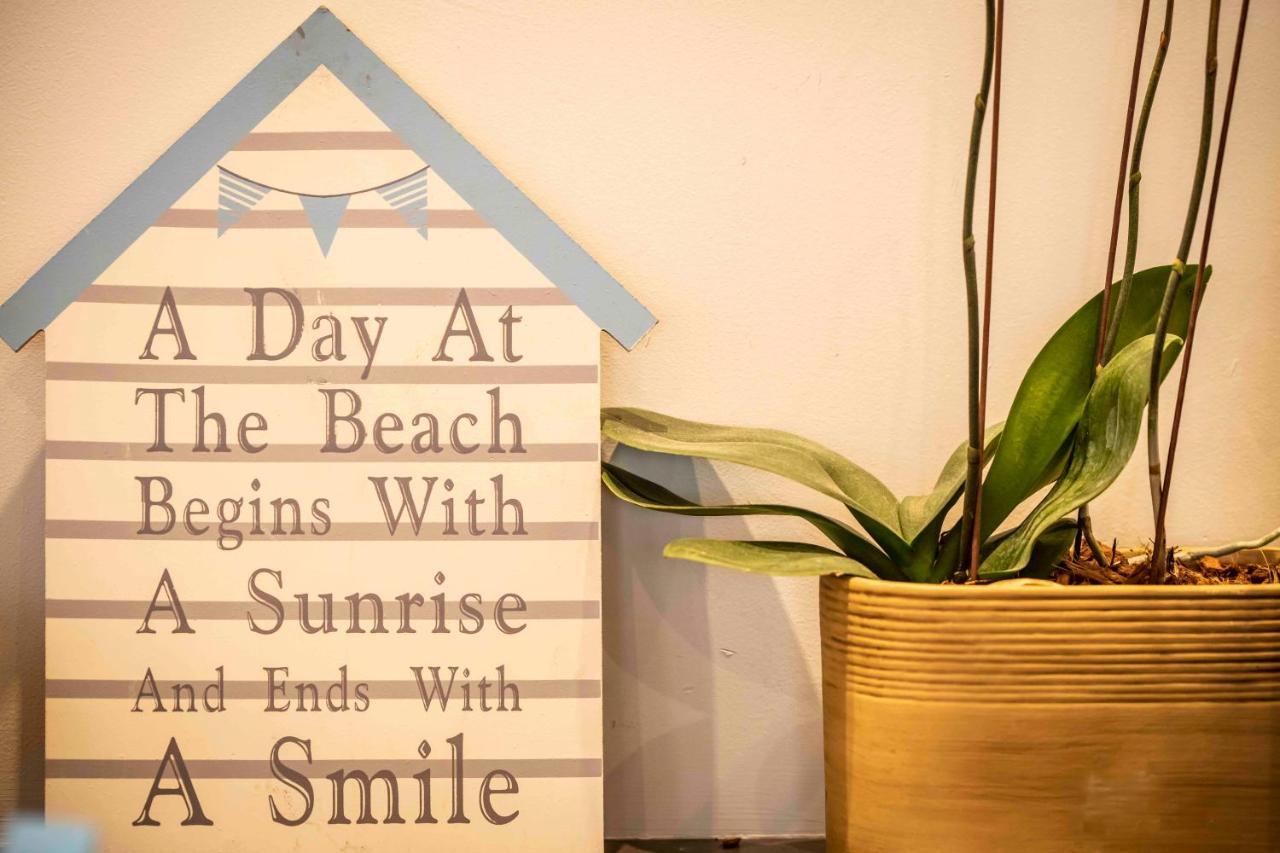 Magnificent Beach Retreat Jindalee Ngoại thất bức ảnh